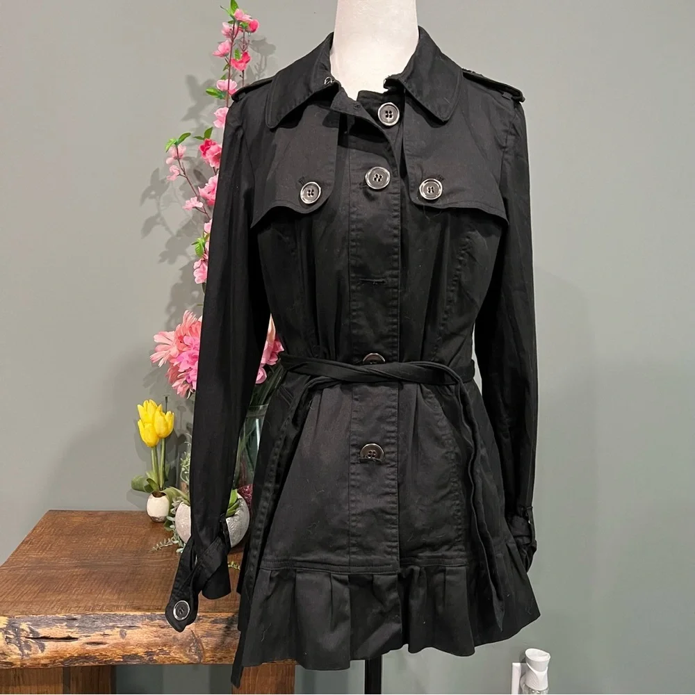 Light Button Up Jacket - Picture 2 of 12